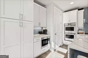 1002 Towneship Wy, Roswell, GA 30075 - Photo 17