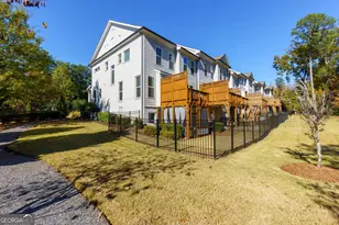 1002 Towneship Wy, Roswell, GA 30075 - Photo 5