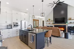 154 Brenary Dr, Lakemont, GA 30552 - Photo 11