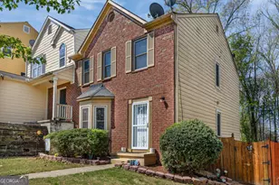 1835 Barrington Overlook NW, Marietta, GA 30066 - Photo 3