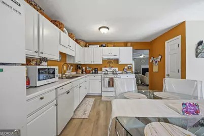 1835 Barrington Overlook NW, Marietta, GA 30066 - Photo 13