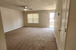 2942 Fields Dr, Lithonia, GA 30038 - Photo 3