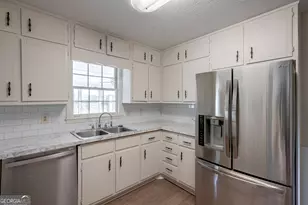 2896 Elizabeth Ln, Snellville, GA 30078 - Photo 5