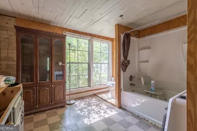 610 E Johnson Street, Temple, GA 30179 - Photo 11
