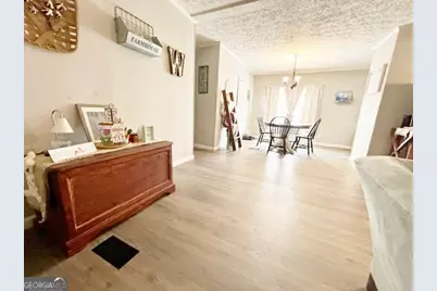 488 Lake Cir, Newnan, GA 30263 - Photo 9