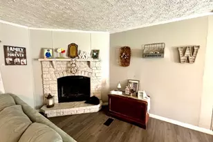 488 Lake Cir, Newnan, GA 30263 - Photo 9