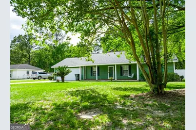 565 S Oaks Courts, Waycross, GA 31503 - Photo 3
