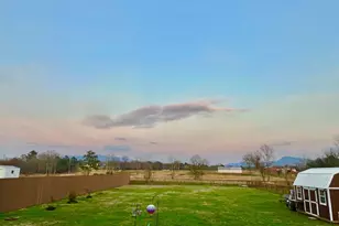 427 Chandlers Ridge, Chatsworth, GA 30705 - Photo 3