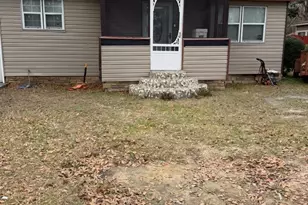 704 Myon St, Valdosta, GA 31601 - Photo 1