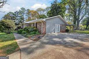 2521 Country Club Dr, Conyers, GA 30013 - Photo 3