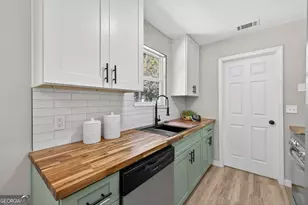 149 Bonnies Way, Jenkinsburg, GA 30234 - Photo 17