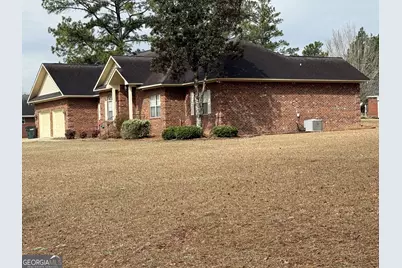 102 Oak Circle, Glennville, GA 30427 - Photo 5