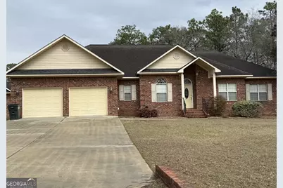 102 Oak Circle, Glennville, GA 30427 - Photo 1