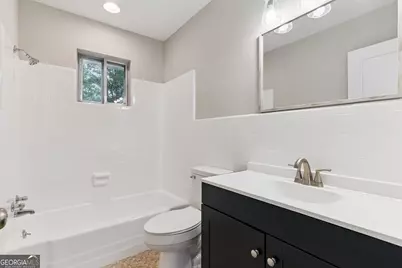 147 Greenwood Street, Jesup, GA 31545 - Photo 13
