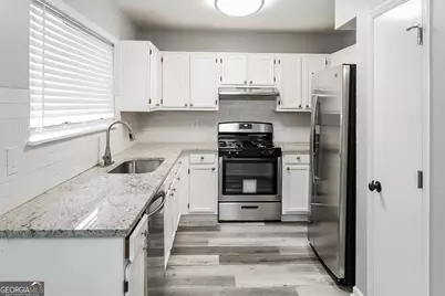 8630 Cedar Creek Ridge, Riverdale, GA 30274 - Photo 11