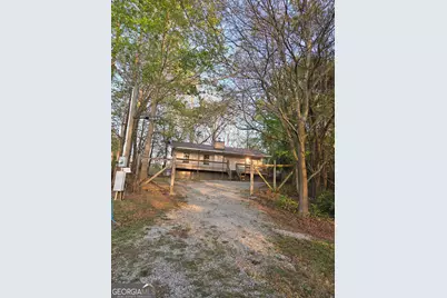 460 Gumlog Drive, Lavonia, GA 30553 - Photo 1