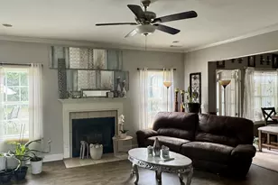 12402 Muir Field Ct, Fayetteville, GA 30215 - Photo 5