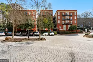 2840 Peachtree Rd NE, Atlanta, GA 30305 - Photo 33