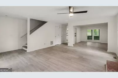 2227 McQuiston Drive SW, Marietta, GA 30064 - Photo 7