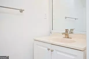 725 Oak Dr, Hapeville, GA 30354 - Photo 9