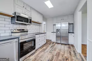 2105 St Johns Ave, Savannah, GA 31404 - Photo 17