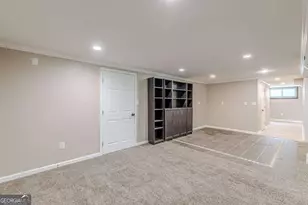 2396 Elmwood Cir SE, Smyrna, GA 30080 - Photo 33