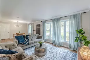 2396 Elmwood Cir SE, Smyrna, GA 30080 - Photo 5