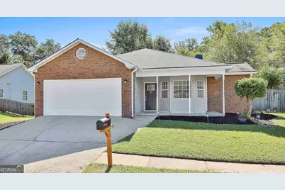 170 Landing Drive, Fayetteville, GA 30214 - Photo 1