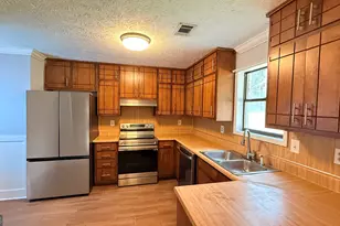 1388 Briar Ridge Ct, Jonesboro, GA 30238 - Photo 11