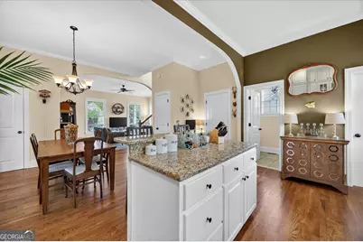 1081 Ash Street, Macon, GA 31210 - Photo 7