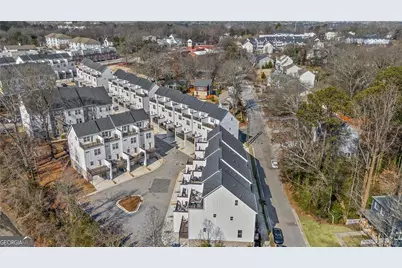 2576 Astaire Court, Atlanta, GA 30318 - Photo 31