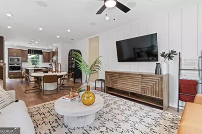 2576 Astaire Court, Atlanta, GA 30318 - Photo 11