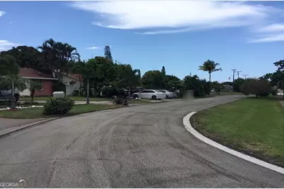 1137 W Mountain Drive, West Palm Beach, FL 33406 - Photo 5