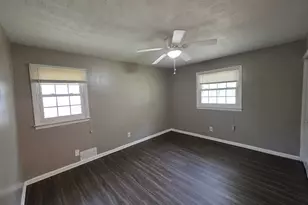 707 Battle Creek Rd, Jonesboro, GA 30236 - Photo 13