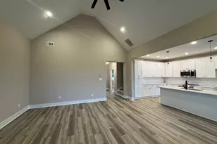 100 Melville Brown Rd, Williamson, GA 30292 - Photo 9