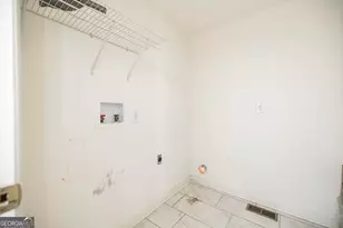 2815 Horseshoe Dr, Macon, GA 31211 - Photo 7