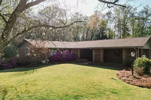 190 Fairlawn Dr, Carrollton, GA 30117 - Photo 5