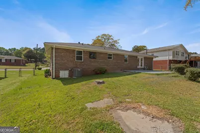 6070 Danbury Court, Morrow, GA 30260 - Photo 33
