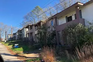 1045 N Wilkinson St, Milledgeville, GA 31061 - Photo 5