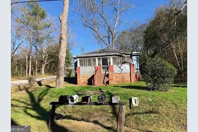 1045 N Wilkinson Street, Milledgeville, GA 31061 - Photo 1