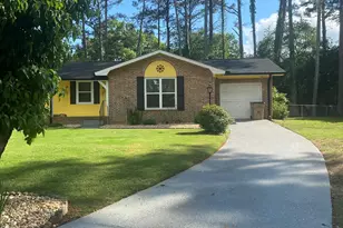 8783 Homewood Ct, Riverdale, GA 30274 - Photo 3
