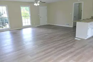 177 Helen Dr NW, Monroe, GA 30656 - Photo 5