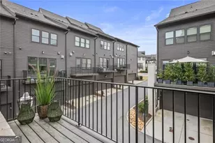 6694 Sterling Dr, Atlanta, GA 30328 - Photo 33