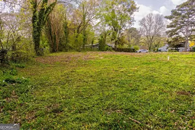 2132 Larchwood Road SW, Atlanta, GA 30310 - Photo 3