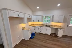 667 Cherokee Ln, Buchanan, GA 30113 - Photo 7