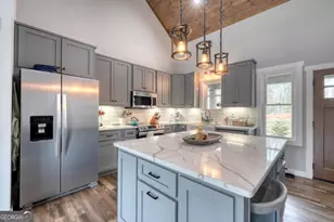 123 Lake Top Ln, Ellijay, GA 30540 - Photo 11