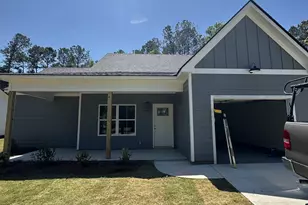 201 Oak Ave, Pine Mountain, GA 31822 - Photo 1