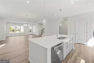 1359 Crk Vw Ln NW, Atlanta, GA 30318 - Photo 19