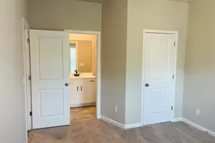 33 Cobalt Ln, Newnan, GA 30265 - Photo 5