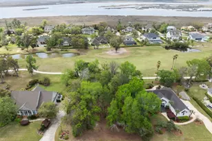 214 Harbor Pointe Dr, Brunswick, GA 31523 - Photo 1